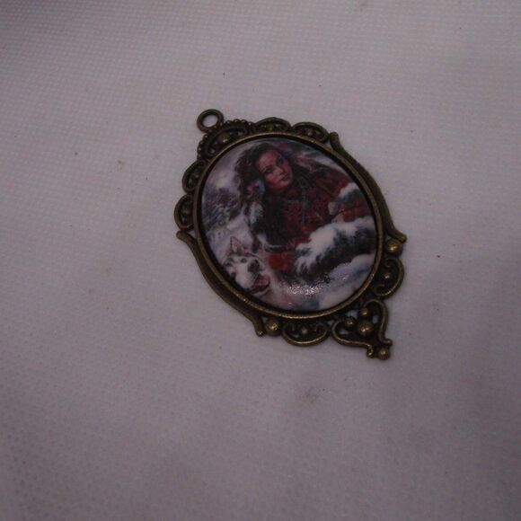 Native Tribal Maiden Wolf Porcelain Cameo Necklace - Picture 7 of 9